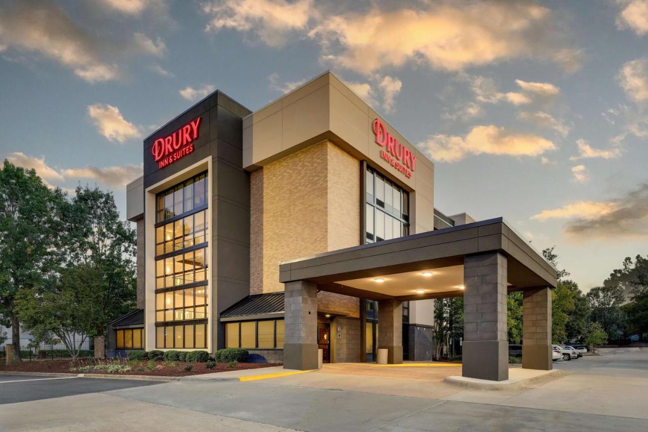 Image: Drury Inn & Suites Charlotte University Place
