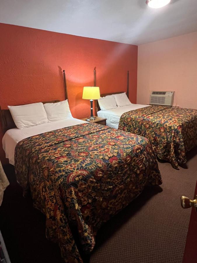 Budget Inn — photo 2