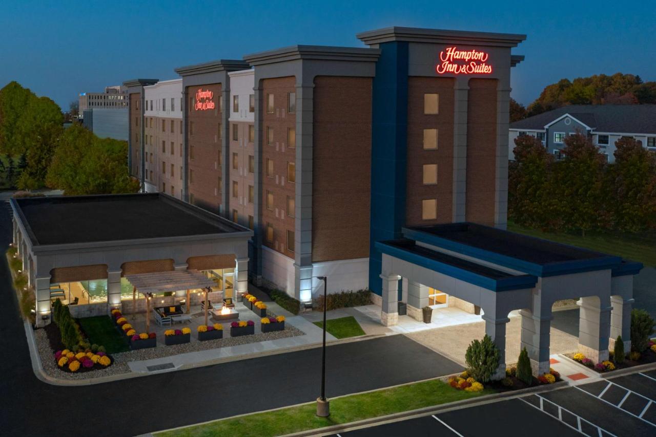 Image: Hampton Inn & Suites Cleveland-Beachwood