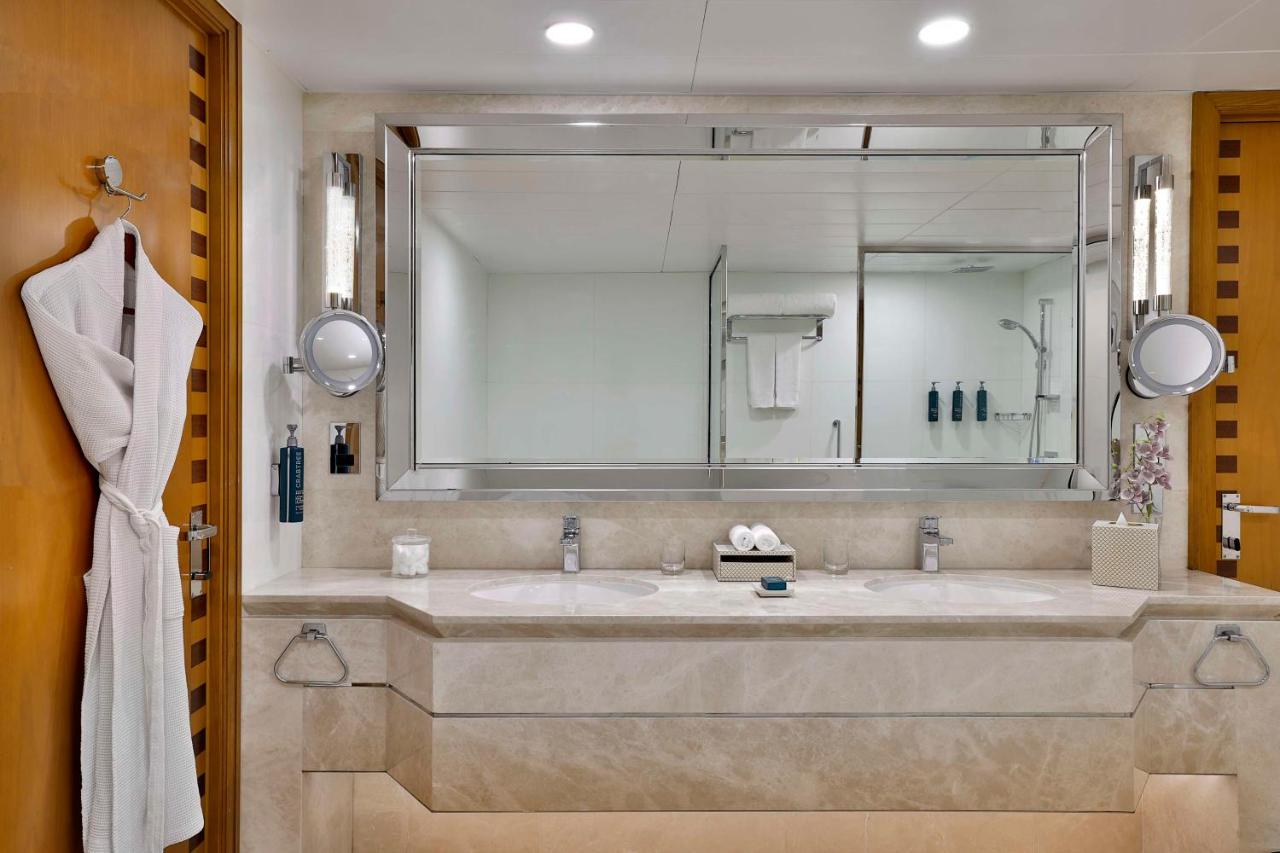 Hilton Dubai Jumeirah - 3