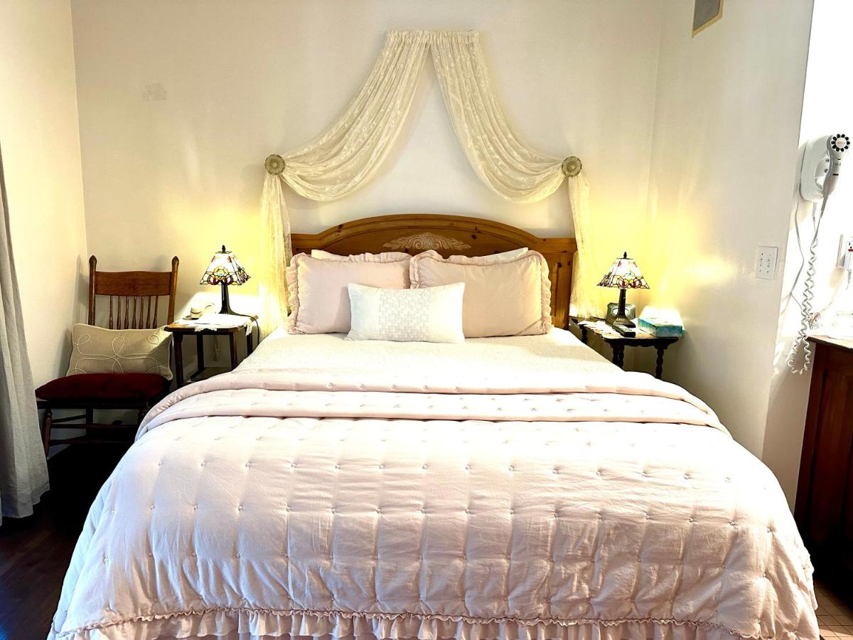 Bath Street Inn — photo 17