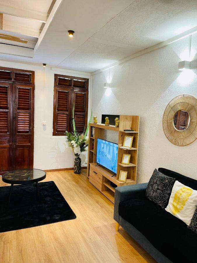LOFT T2 en couleur en plein centre ville Fort-De-France Martinique