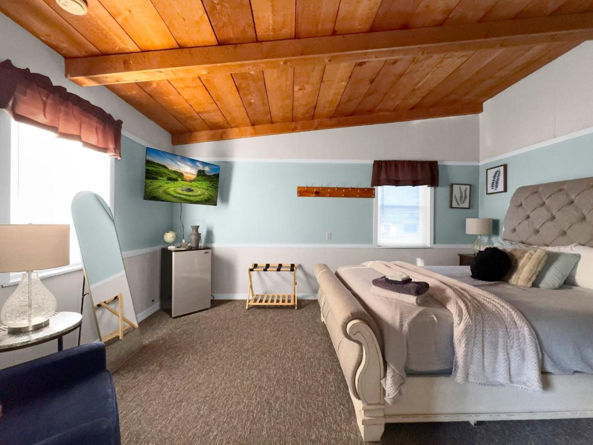 Timberline Lodge, Downtown Ellicottville - Near Ski Resort — photo 18
