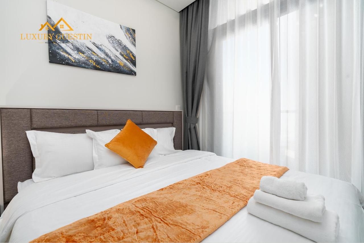 Elegant 2-BR with Canal & City Views Pool Amenities - 2