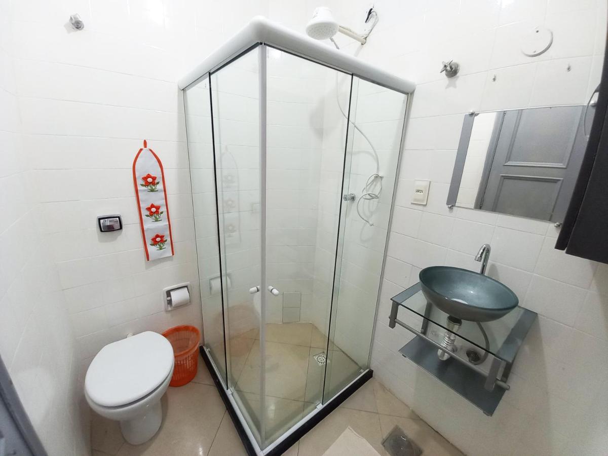 Studio na Praia de Copacabana, maquina de lavar - 4