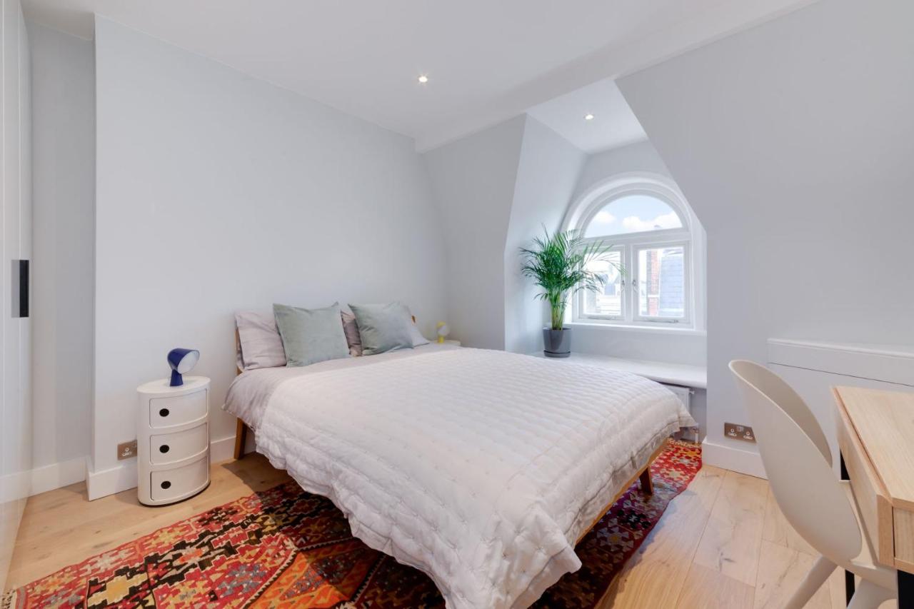 Spacious 1BR Fitzrovia Apartment by Oxford Circus - 2