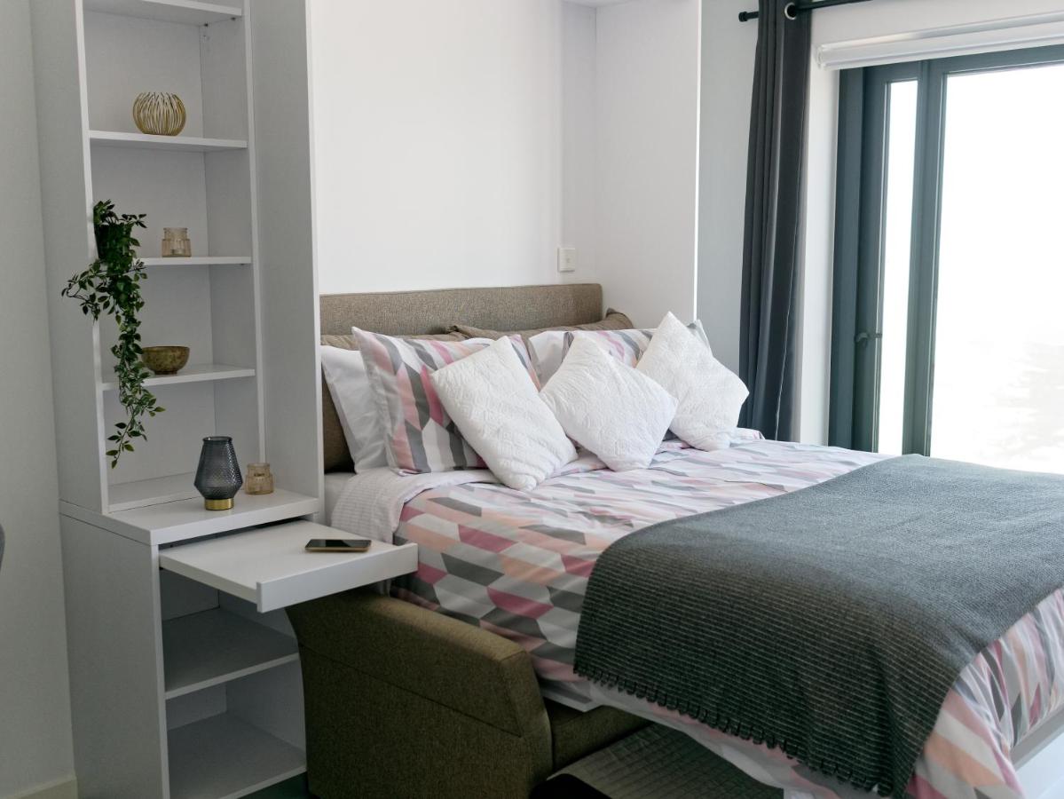 New CP High floor luxury studio with runway and sea view