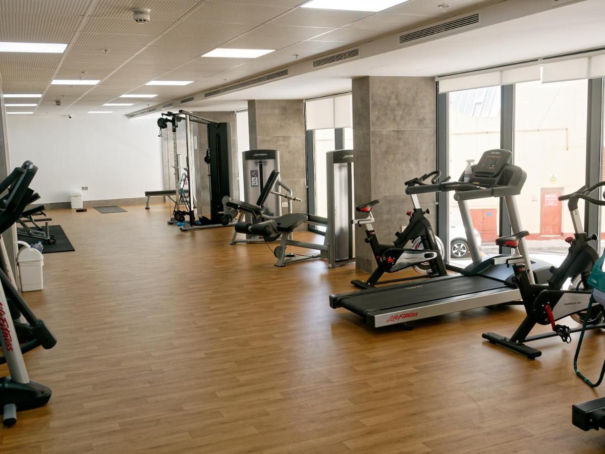 New CP High floor luxury studio with runway and sea view