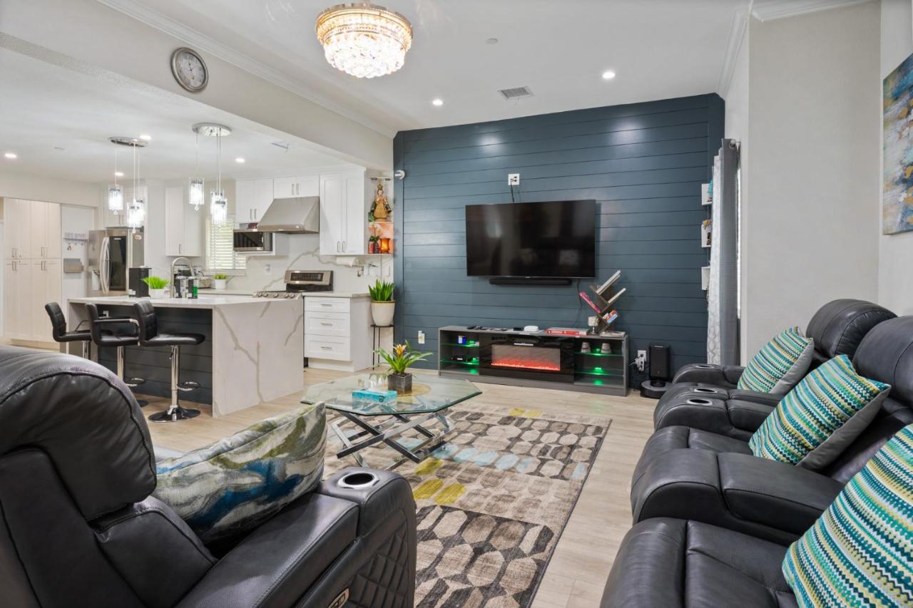 LA Home - FIFA Soccer, NBA Games, Universal Studios - 5