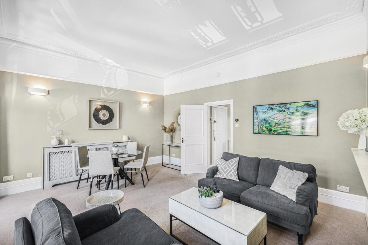 Lovely large 1 bed renovated flat w balcony & 600MB WiFi - 4