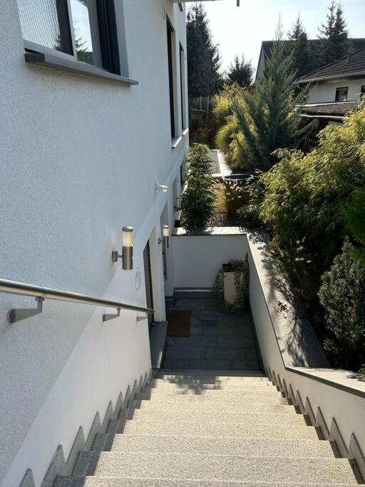 Charmante Einliegerwohnung im grünen Katzwang