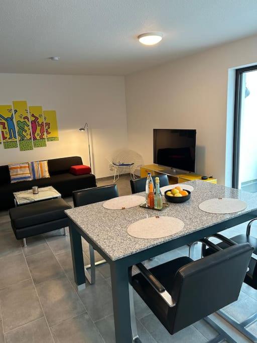 Charmante Einliegerwohnung im grünen Katzwang