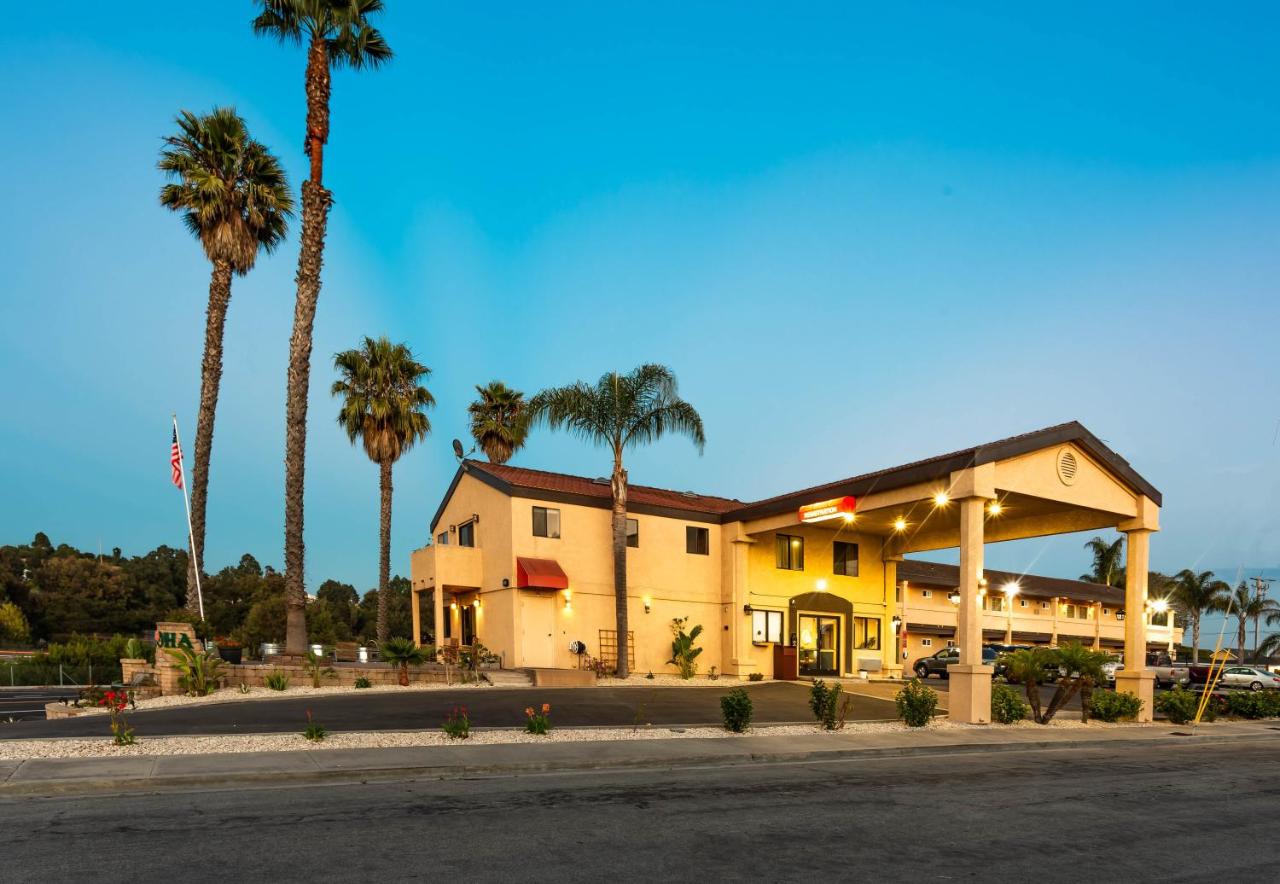Aloha Inn — photo 15