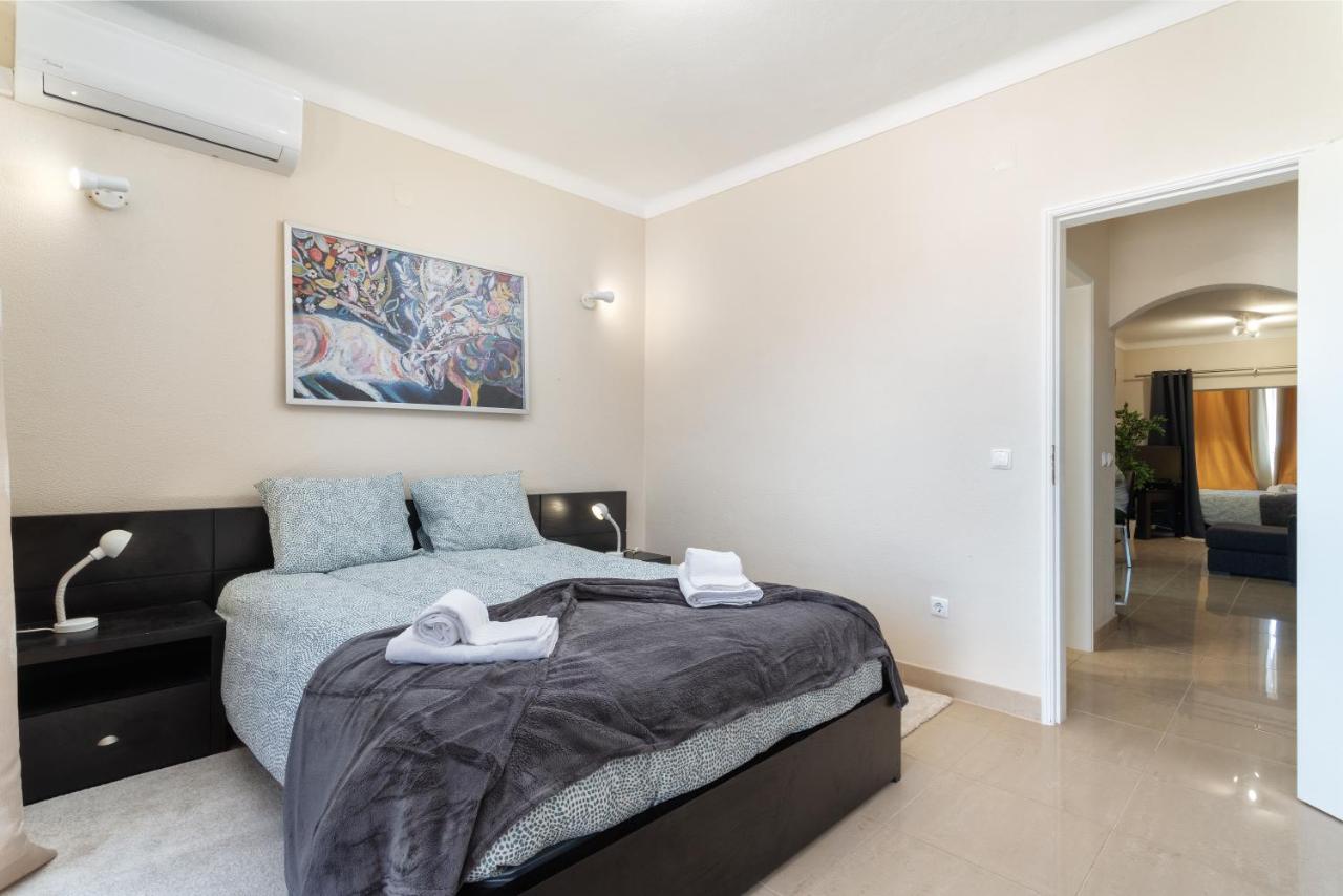 Host Wise - Bright Lovely Flat - Balcony - 2