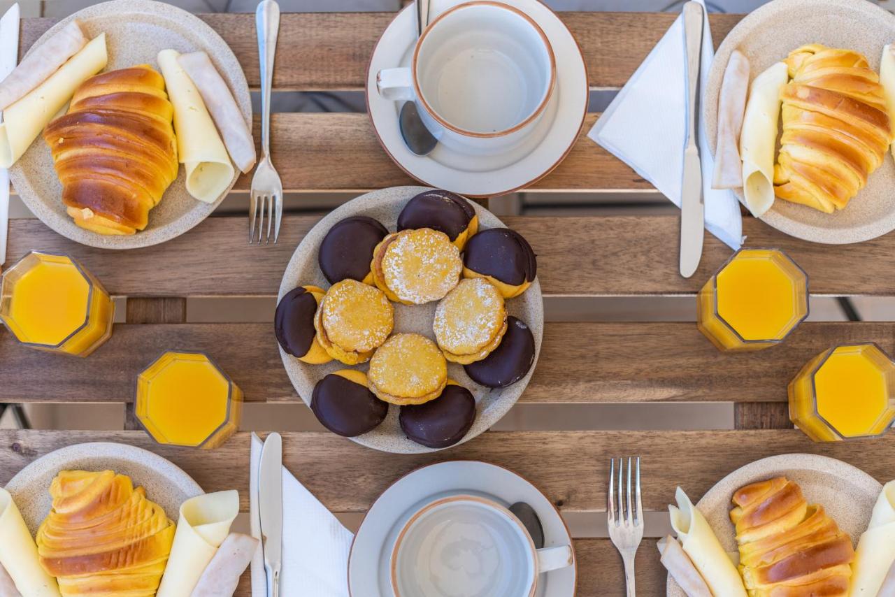 Host Wise - Bright Lovely Flat - Balcony - 4