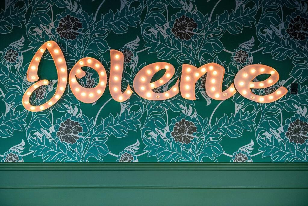 Johnny Cash on Main - 1 mile to DTNash - LUX - 4