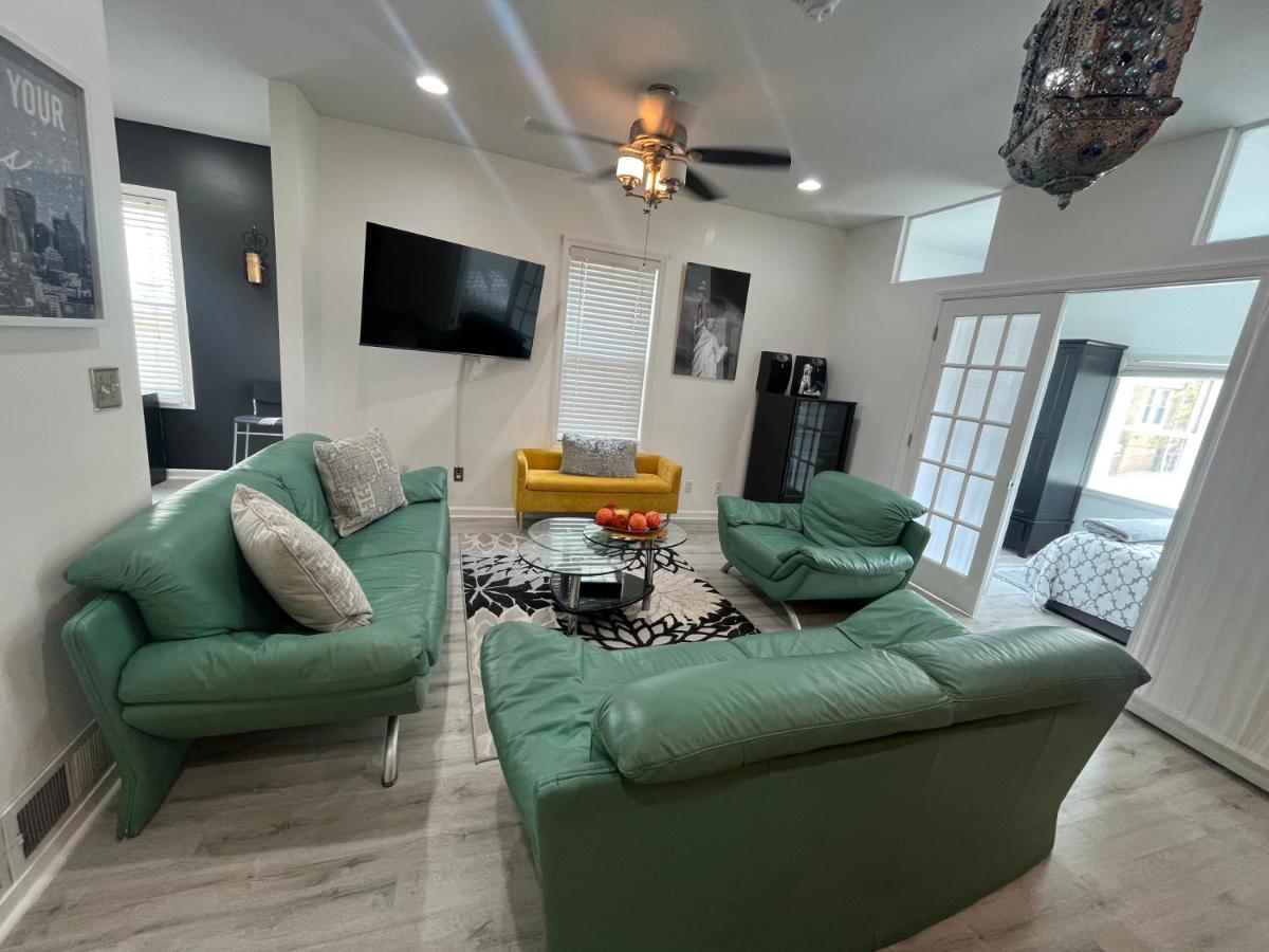 Spacious 3 bedroom close to NYC - 5