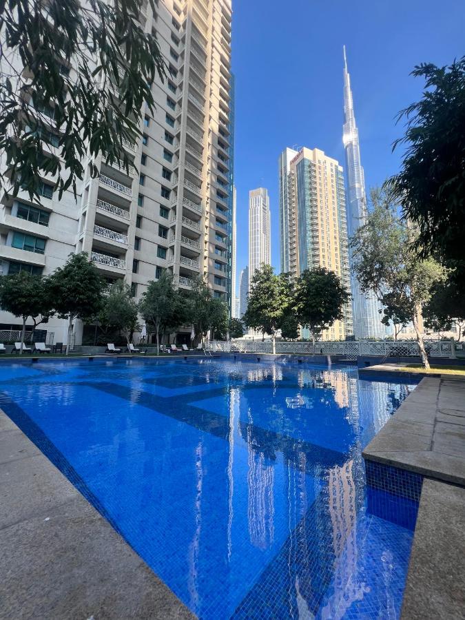 Luxury High Floor 1BR with Full Burj Khalifa View by Auberge - 4