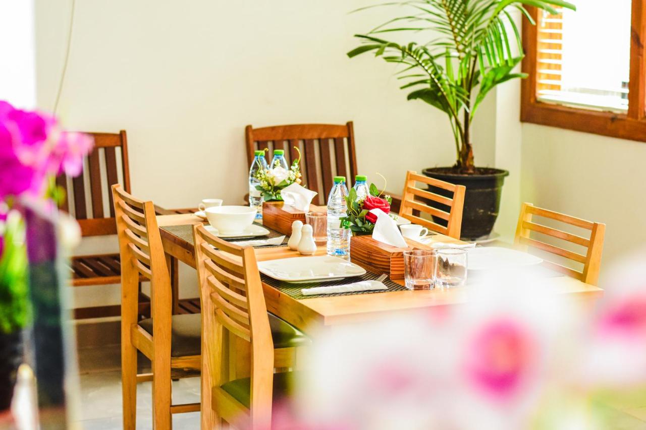 PINE LODGE MALDIVES - 4