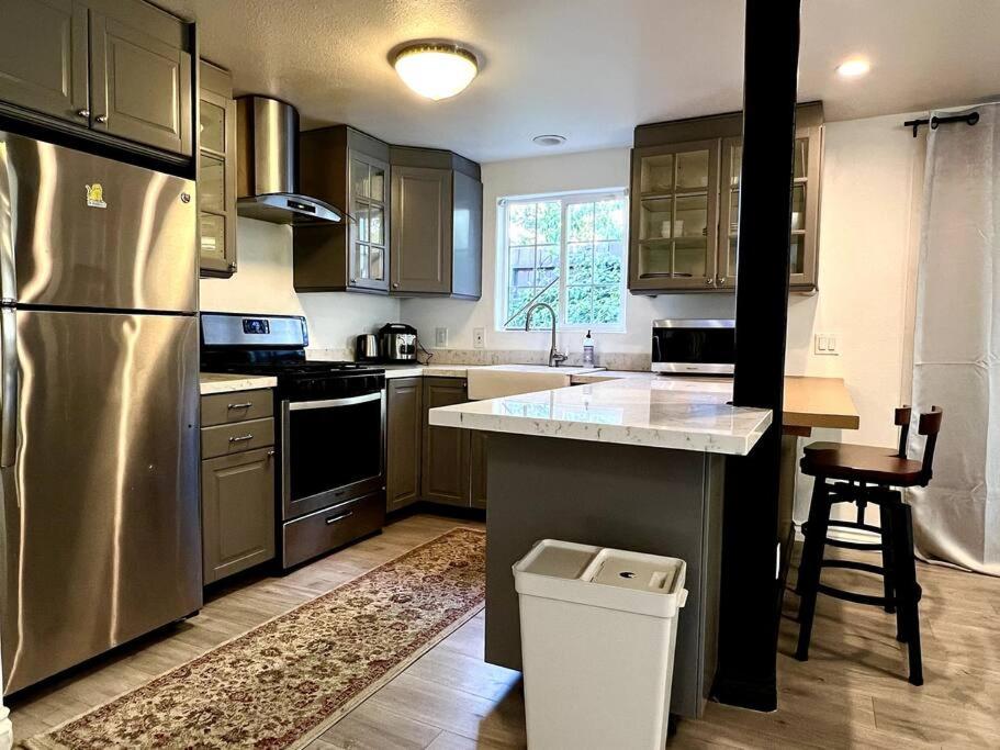 Mediterranean Villa-Pool Jacuzzi BBQ-Malibu Bliss - 5