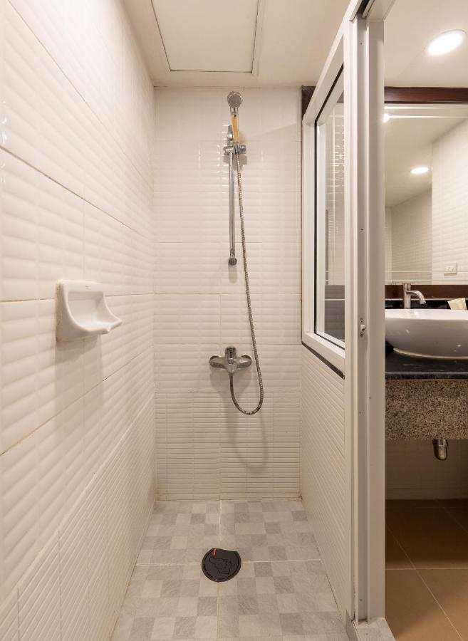 Artichoke Suite Sukhumvit, Nana BTS - 4