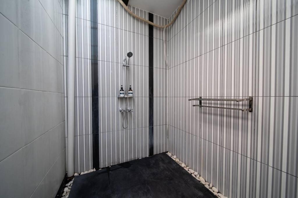 Bens Seminyak Villa Two-Bedroom with Private SwimmingPool - 3