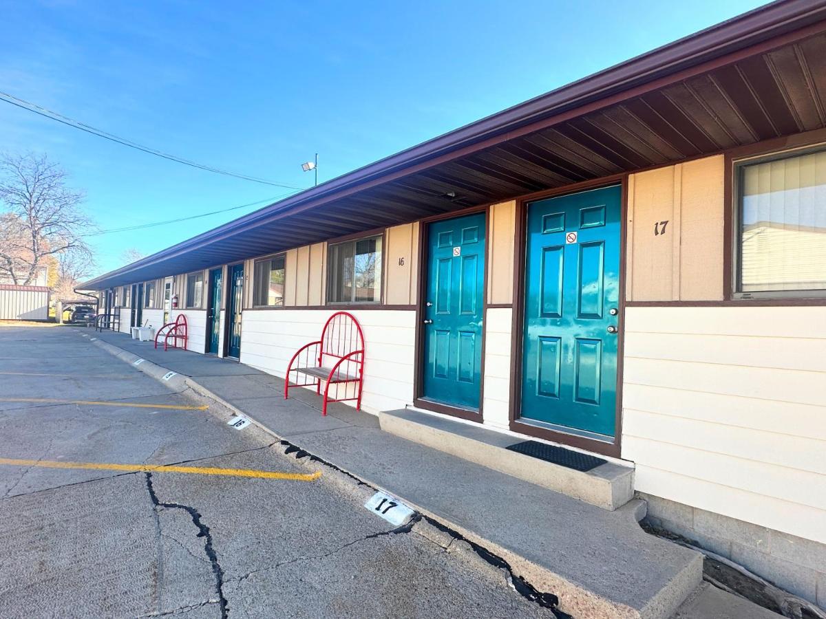 Westerner Motel — photo 24