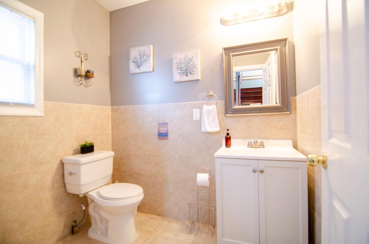 Near NYC Spacious 4 bedroom 2 and a half bath - 3