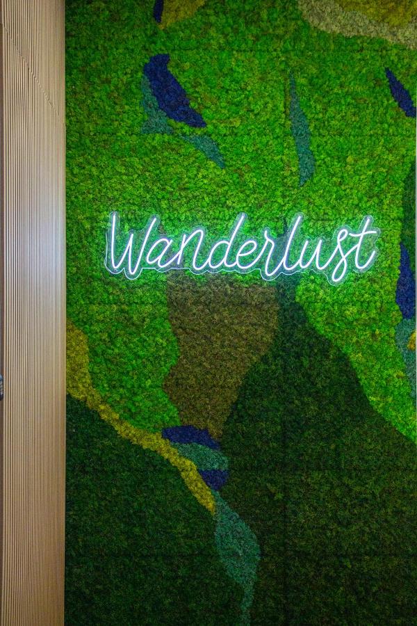 WANDERLUST SPACCANAPOLI Points Of View - 5