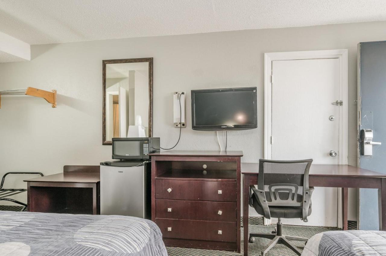 Relax Inn — photo 7