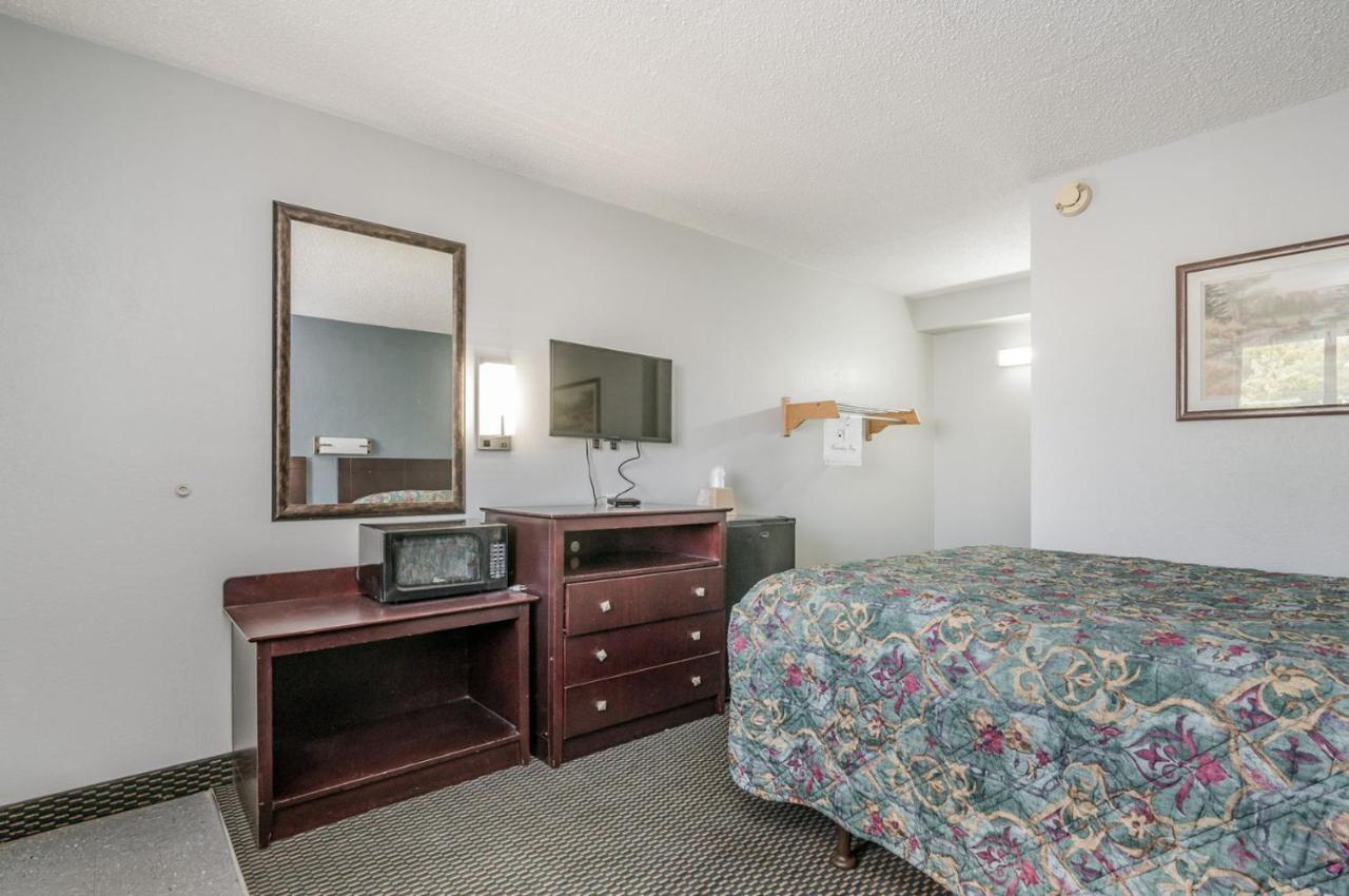 Relax Inn — photo 14