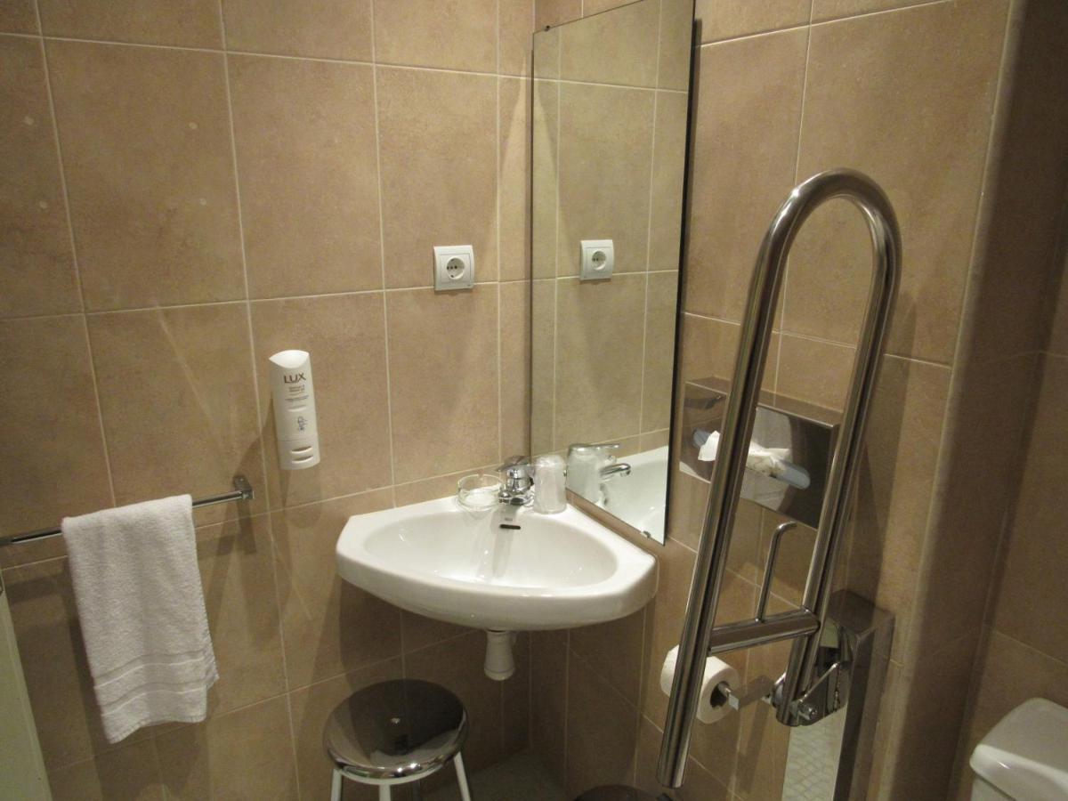 Hotel Onda Castellón (スペイン オンダ) - Booking.com