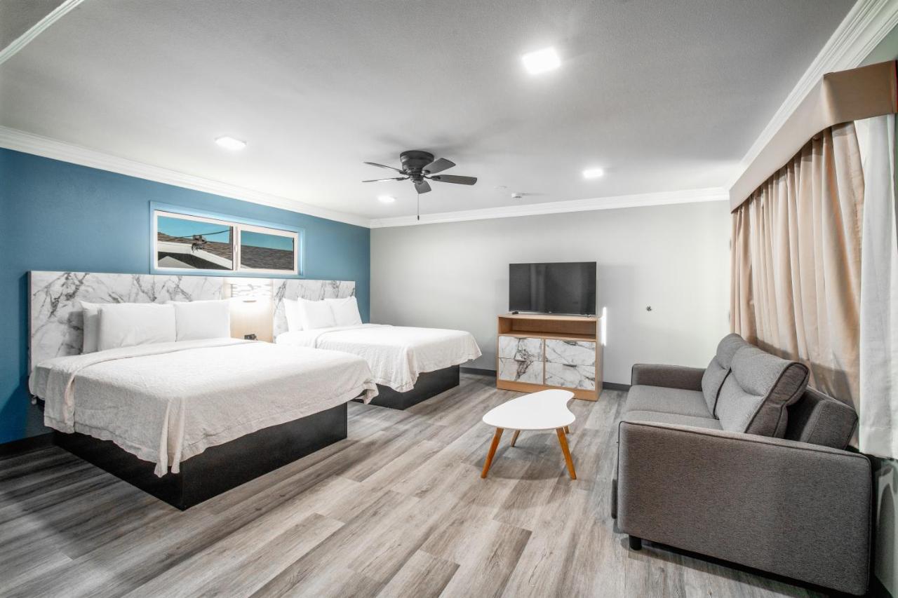 Pacific Inn and Suites — photo 2