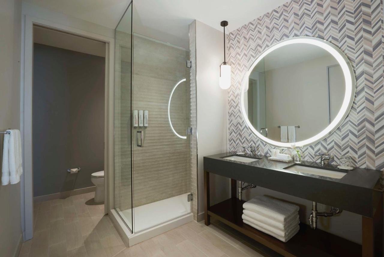 THesis Hotel Miami Coral Gables, Curio Collection by Hilton - 3