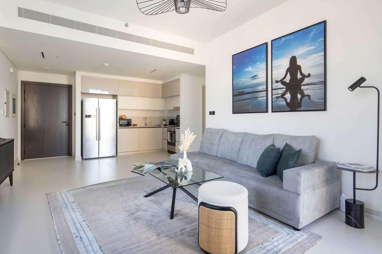 Frank Porter - Marina Vista tower 2