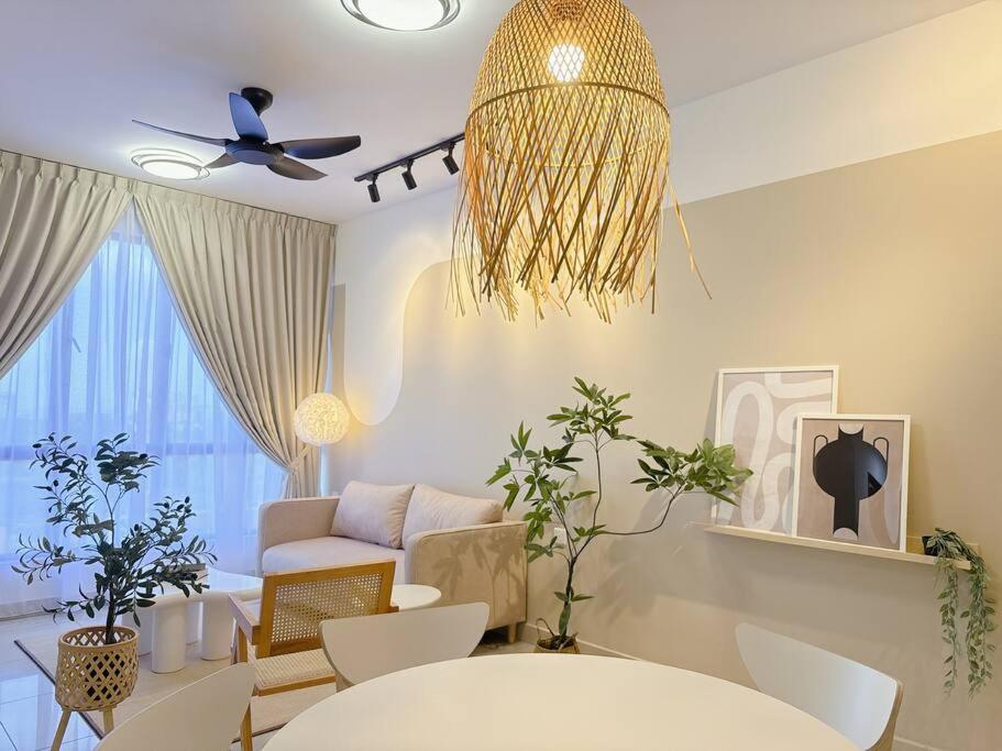 Veranda Residences by Cactus Homestay THM - 3