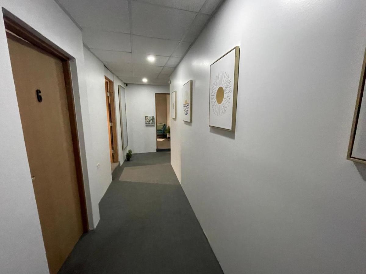 Oasis Inn - One Way LLC - 2