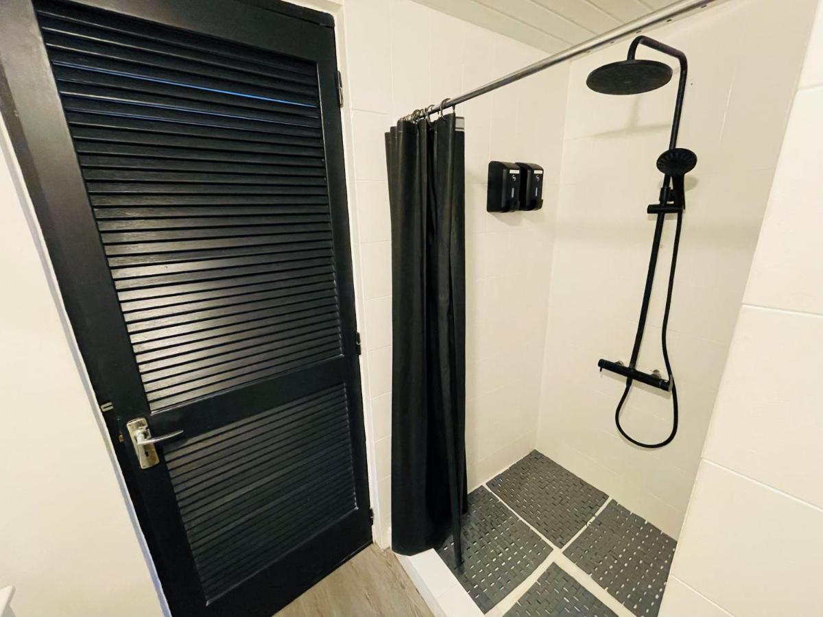 Penthouse Happiness - 3