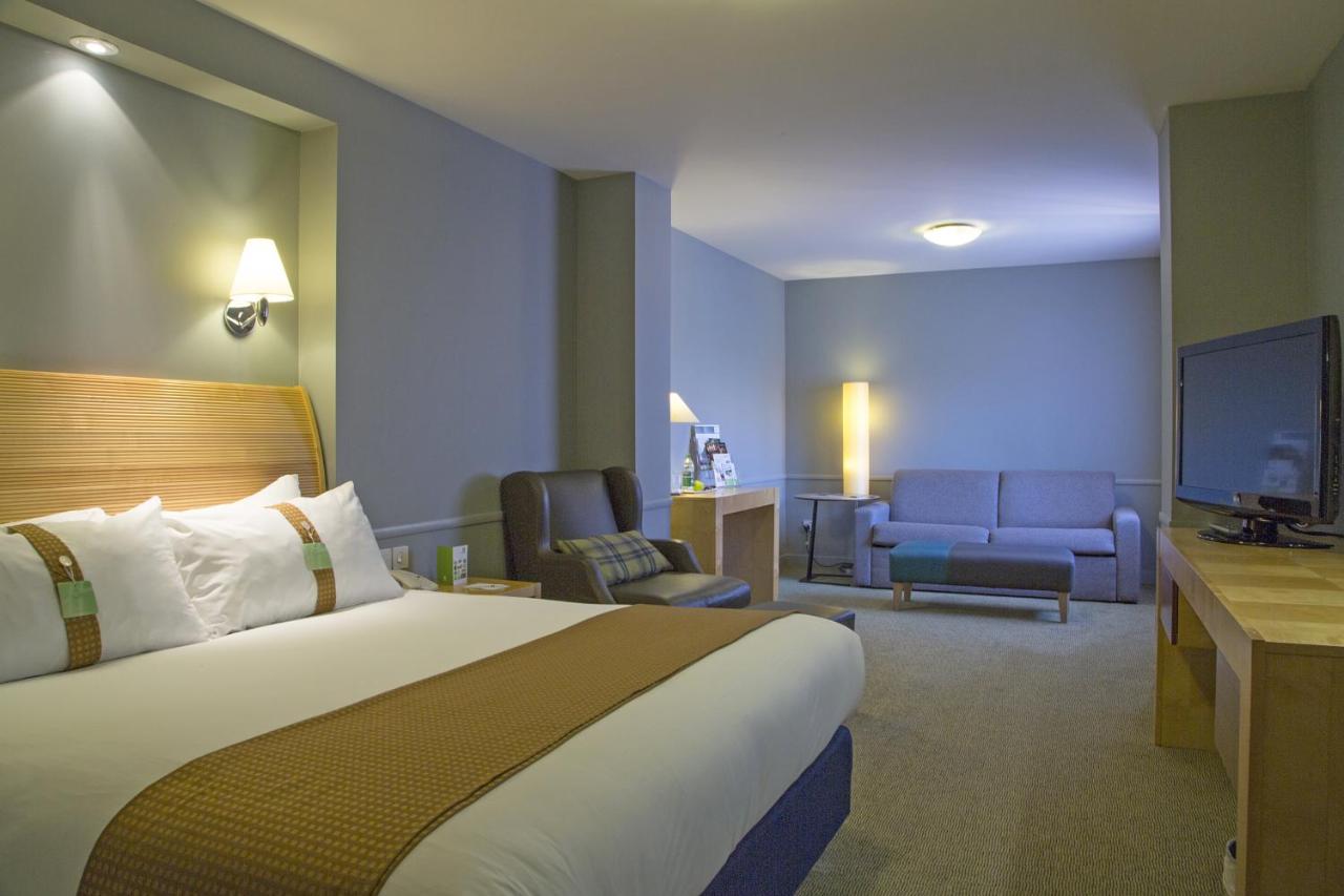 Holiday Inn GUILDFORD - Laterooms