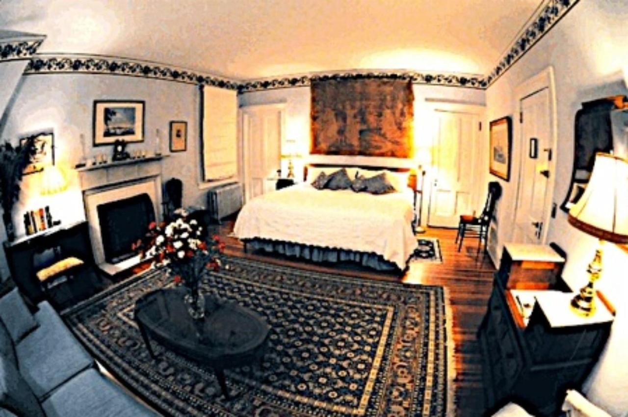 Whistler's Inn — photo 23