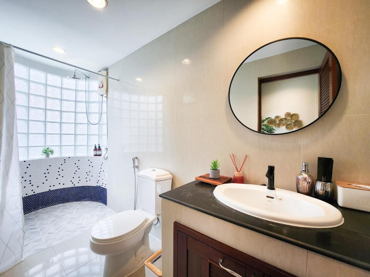 Asokes Hidden Gem Cozy Stay Next to the Park - 5