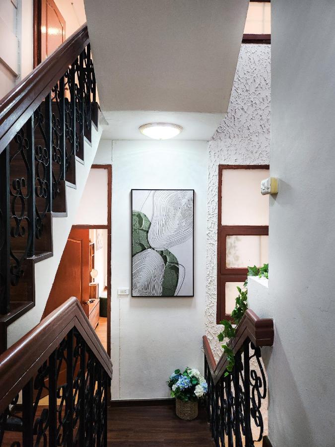 Asokes Hidden Gem Cozy Stay Next to the Park - 3