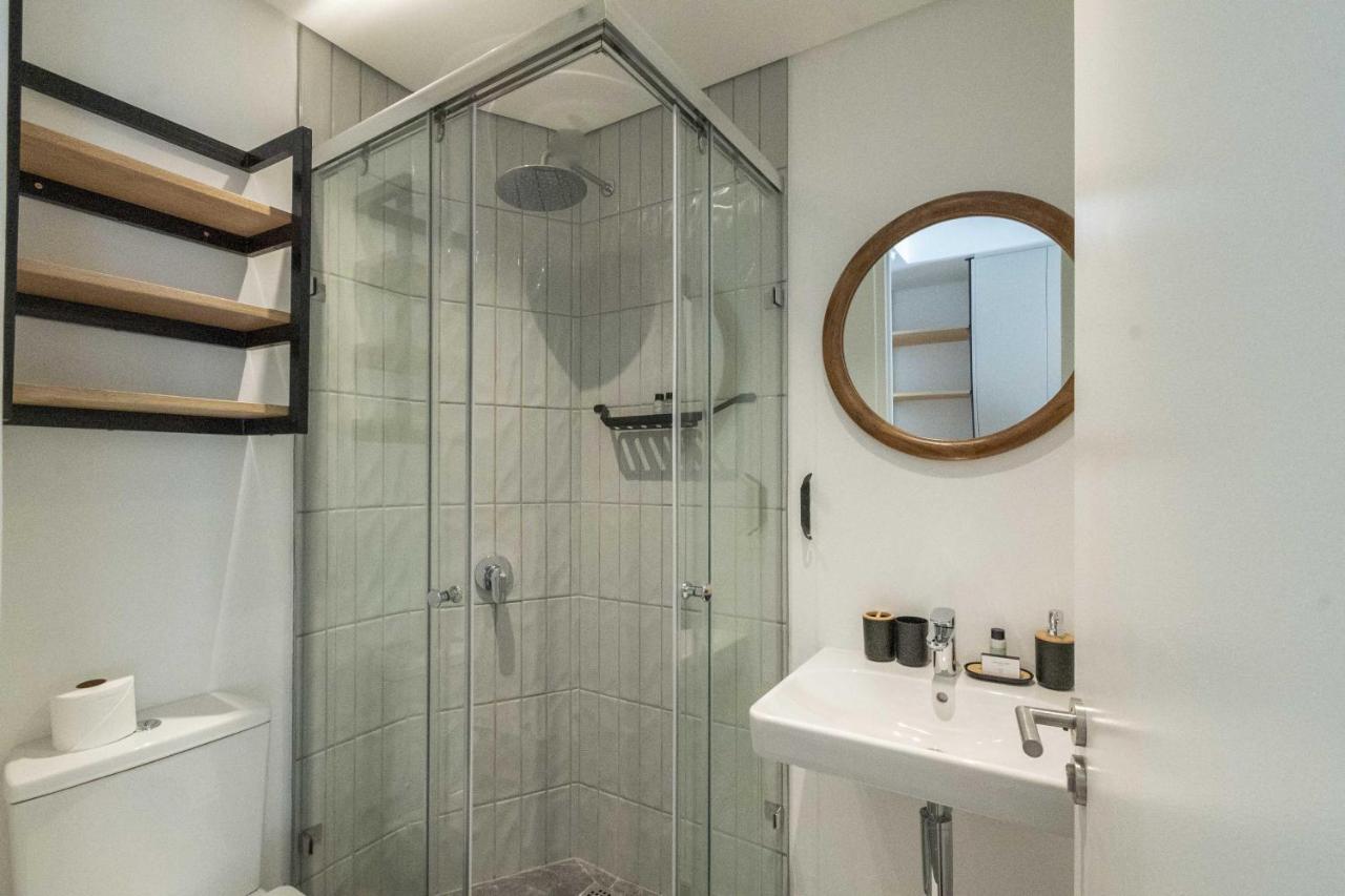 Modern Studio at Eighty2 on M Sea Point - 3