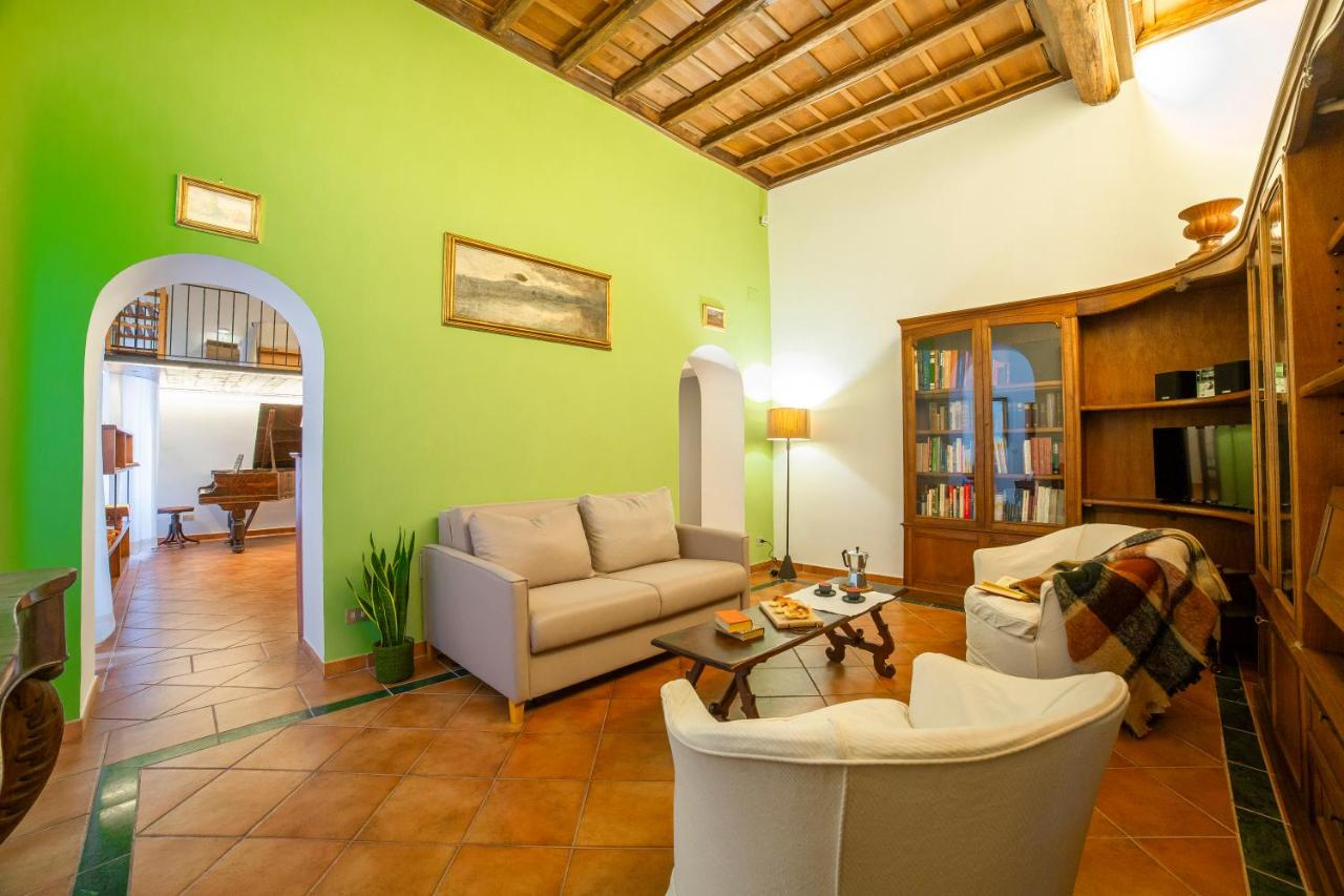 Borgo Pio 64 - Vatican City - 4