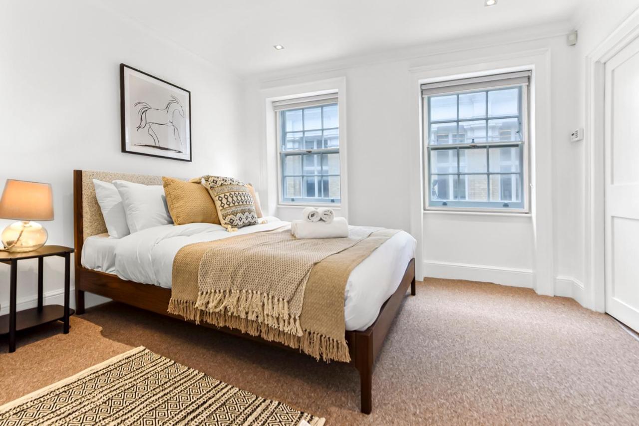 2 Bed House- Piccadilly - 2