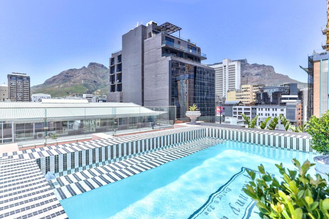 The Trade Boutique Hotel - 4