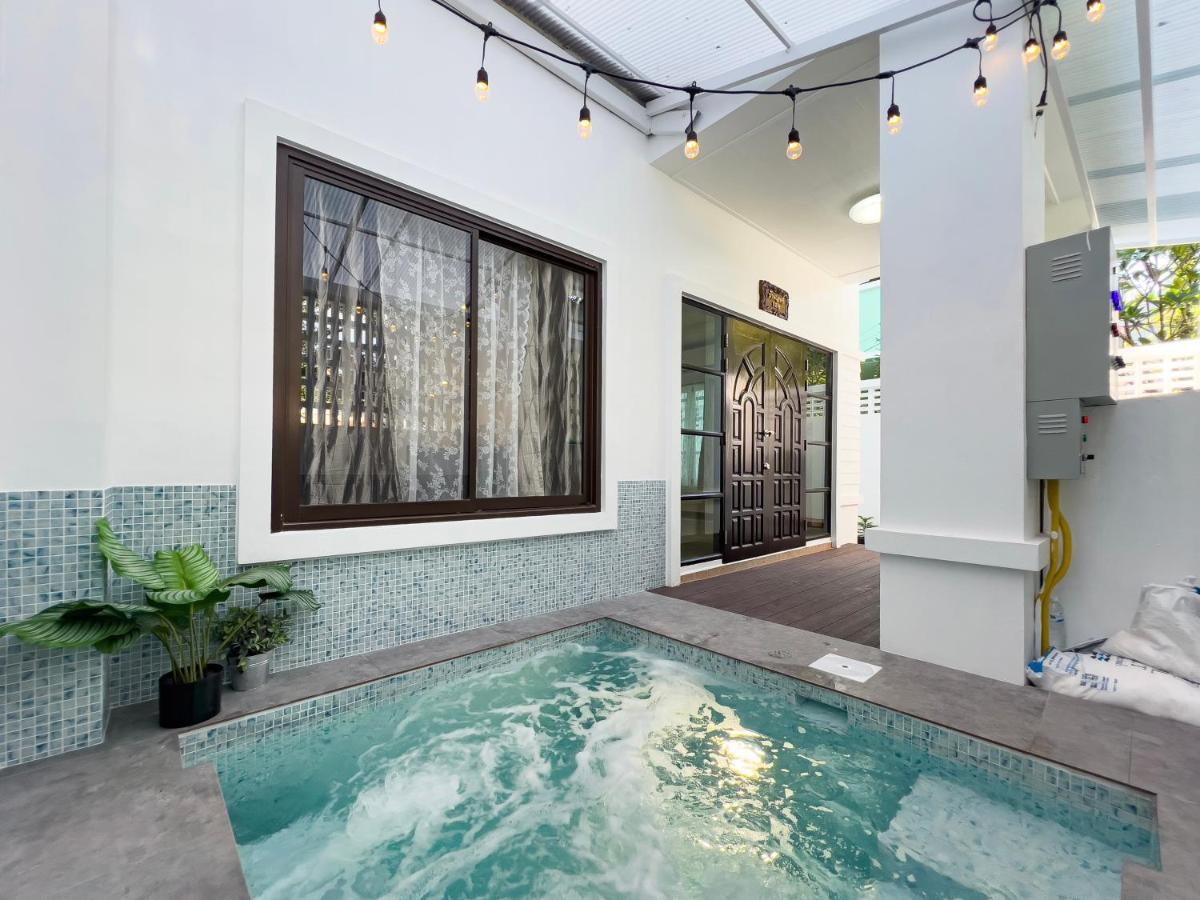 4BR Patong Pool Villa, Sleeps 8 - 4