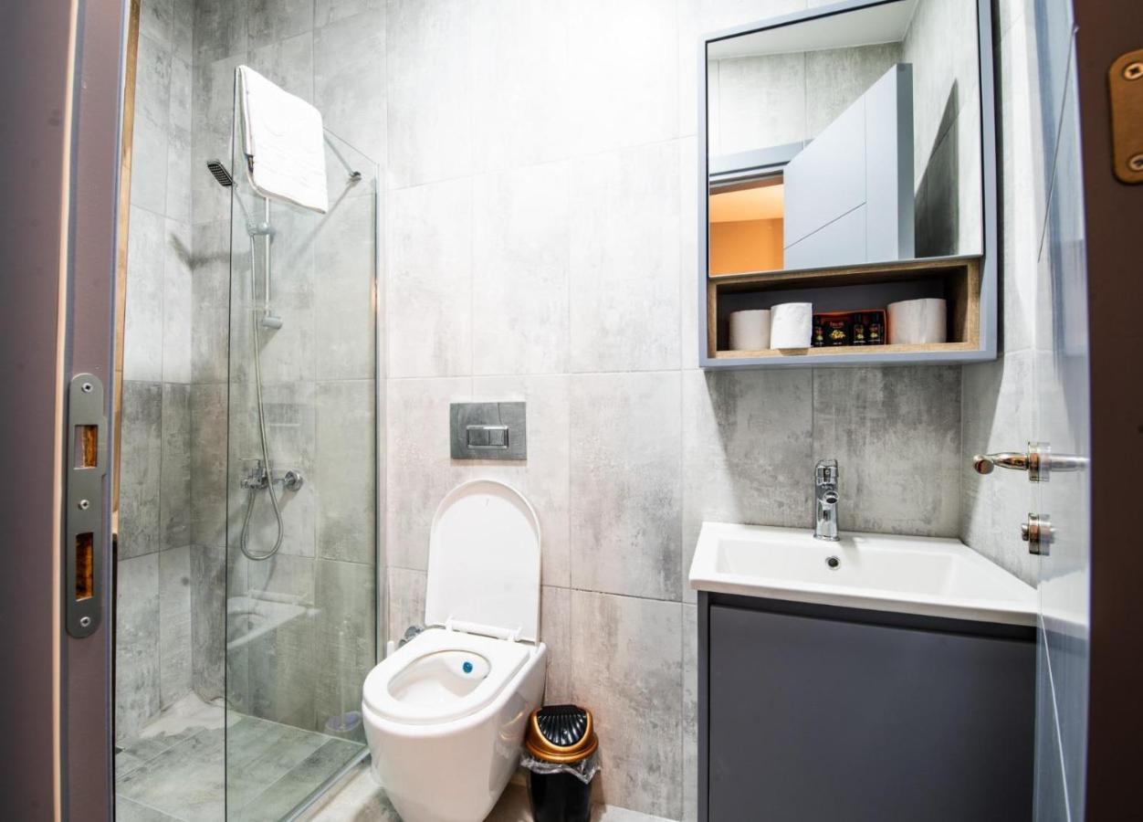 opera wall suite - 3