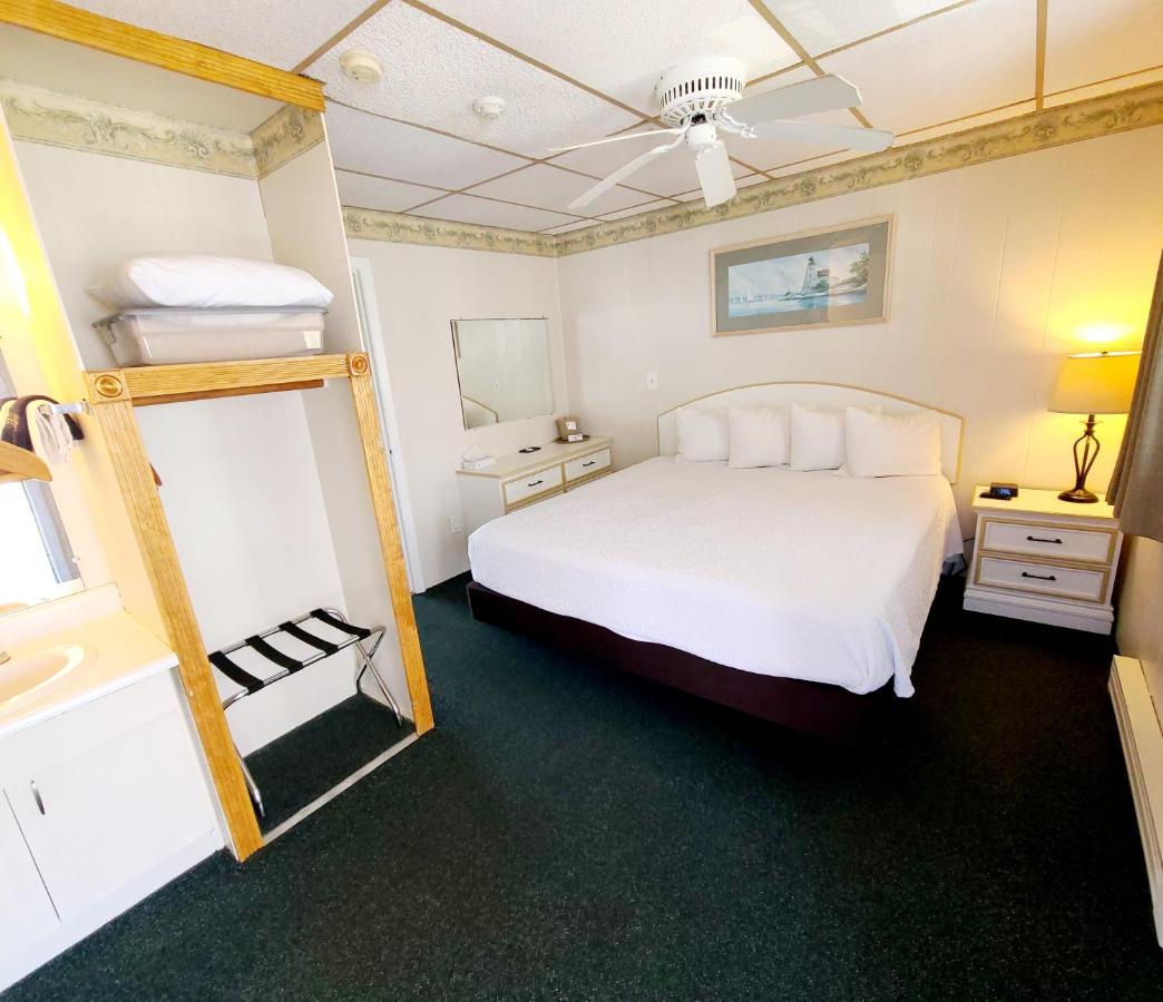 Friendship Oceanfront Suites — photo 2