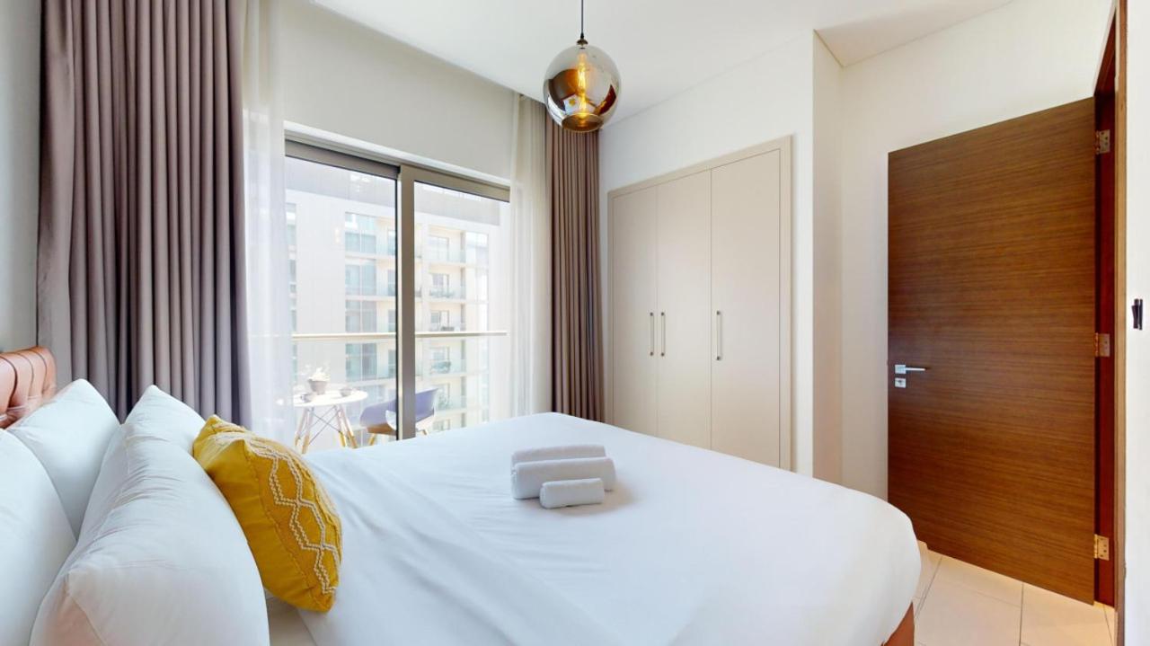 Locations I Creek Vistas Reserve I Luxury Calm 1BR I 12 Min Drive to Downtown Dubai & Business Bay I Modern Comfort in Meydan Community - 2